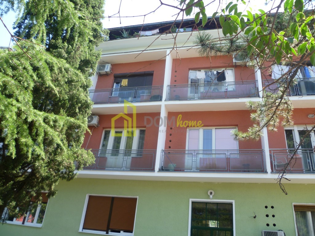 Garsonjera 32m2, Centar